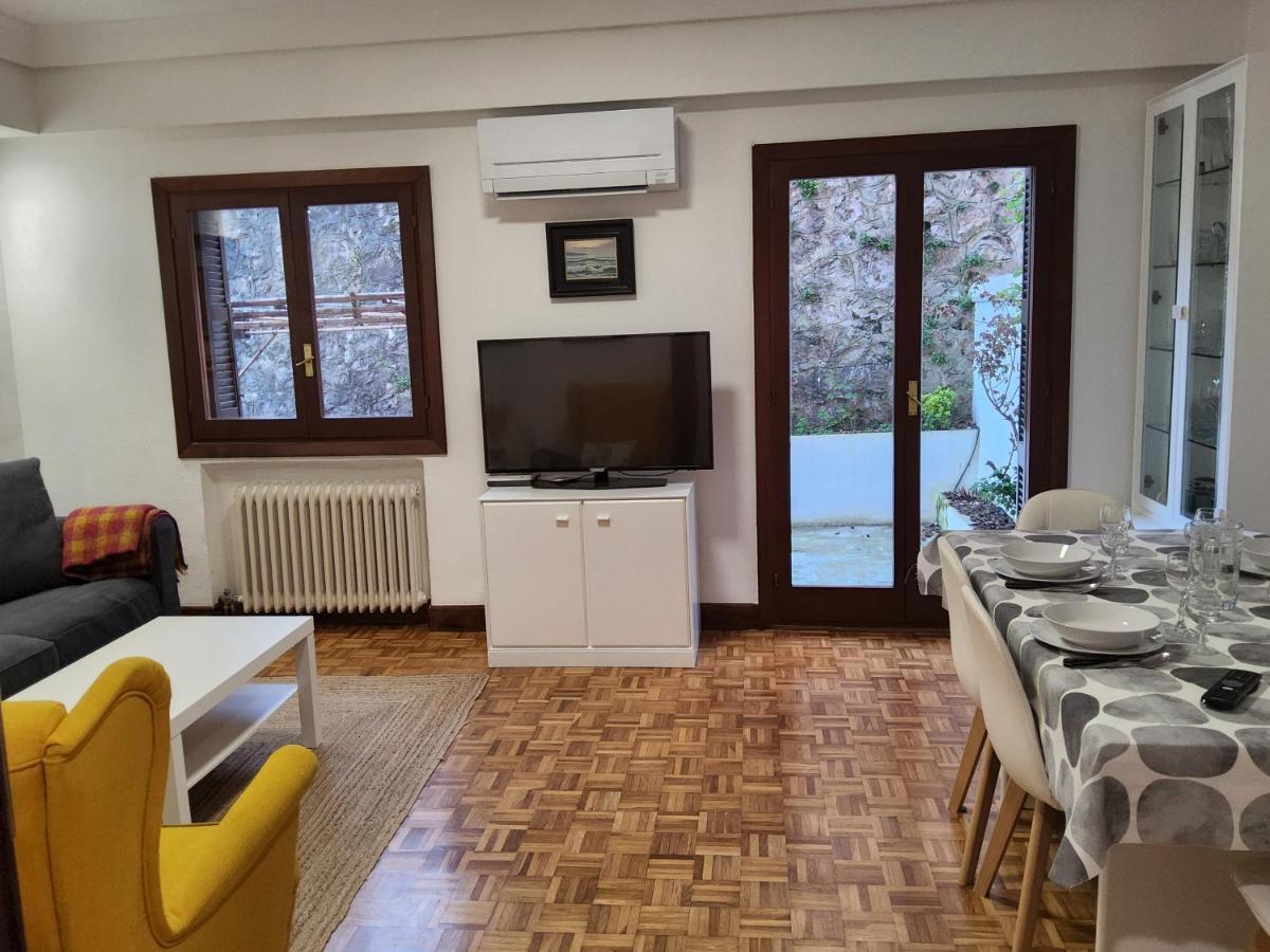Easo Terrace Apartment Free Private Parking And Air Conditioning San Sebastián Eksteriør billede